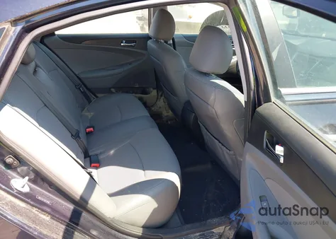 2013 Hyundai Sonata Se z USA, uszkodzony, nr VIN 5NPEC4AC7DH730896